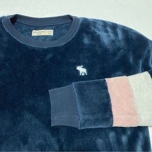 Abercrombie & Fitch Crewneck Deep‎ Pile Sweatshirt Vintage EUC Womens Size M/L